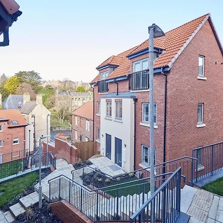 Host & - Curlew House بيت للعطل ويتبي