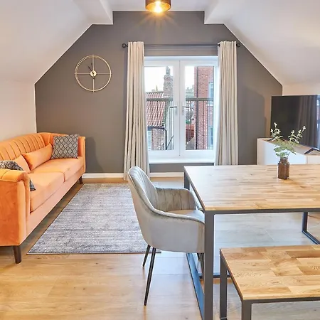 Host & - Curlew House بيت للعطل *